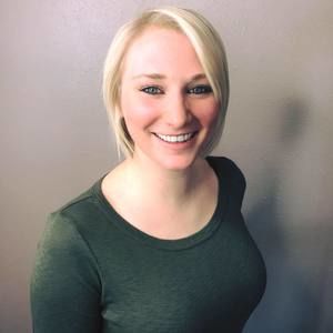 Meet your Posher, Claire